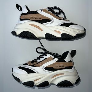 Steve Madden Possession Black Tan